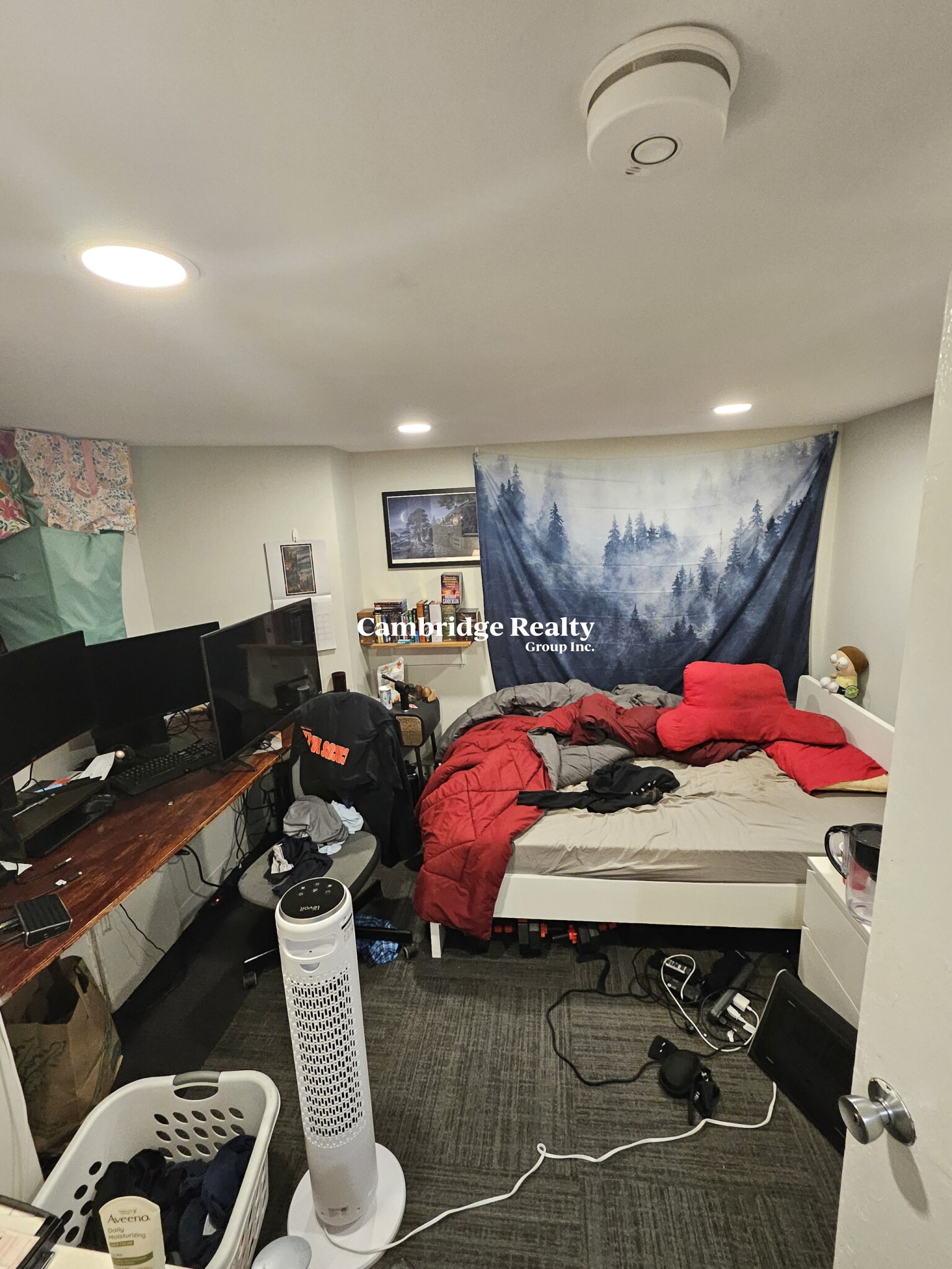 218 Columbia St, The Port