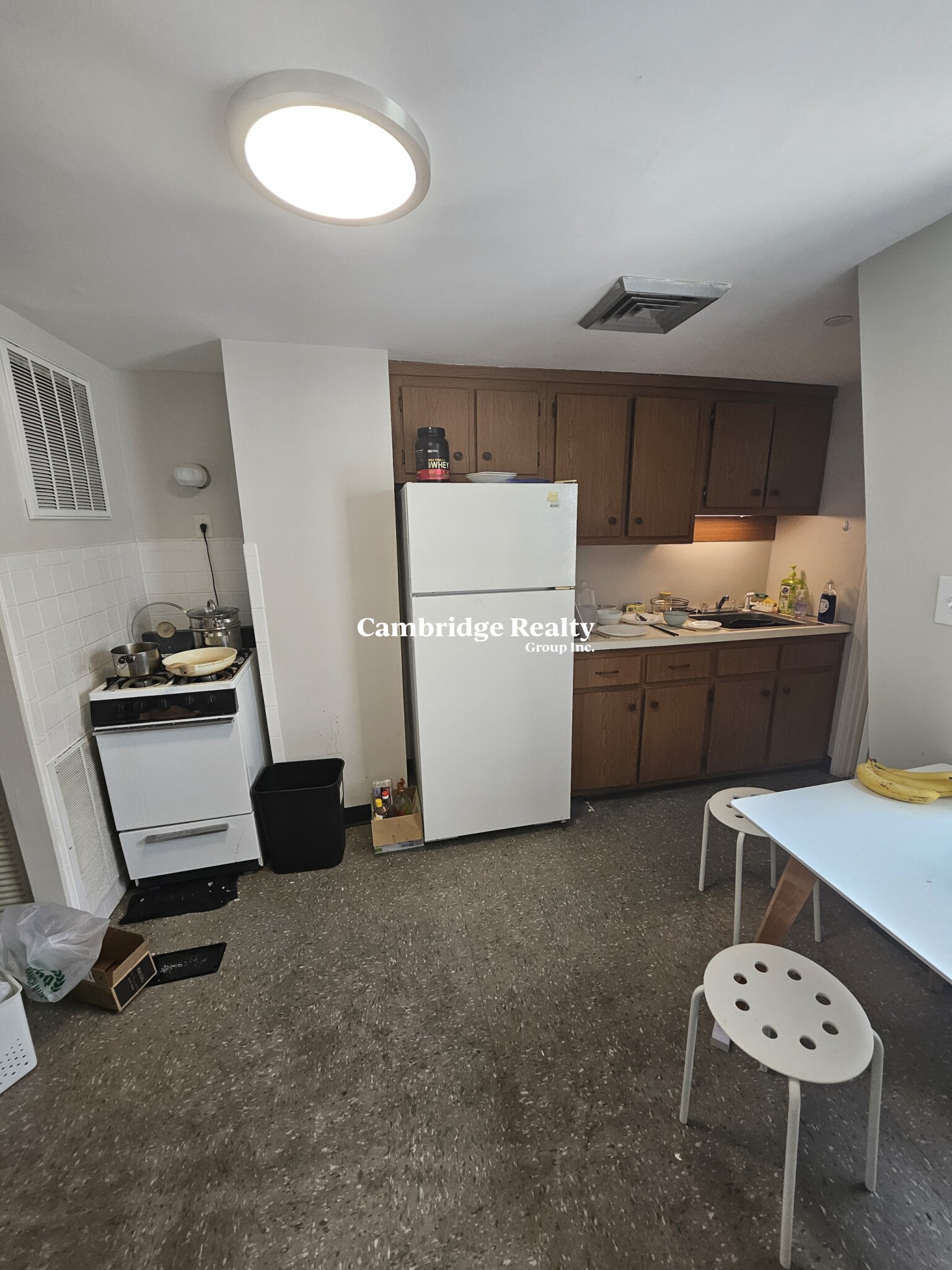 796 Main St, The Port