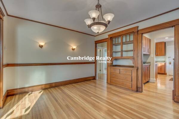 16 Carver Rd, Watertown