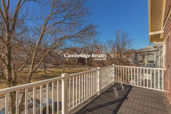 16 Carver Rd, Watertown