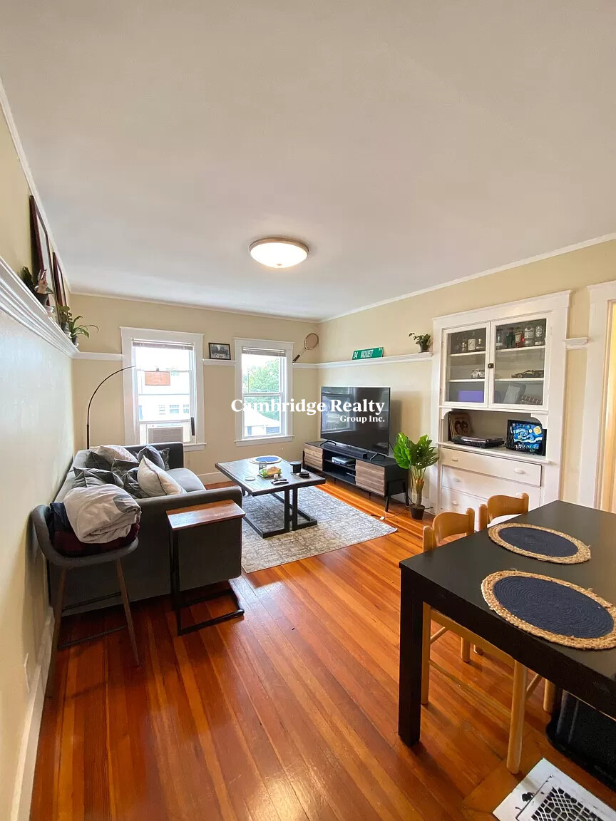 258 Belmont St, Watertown