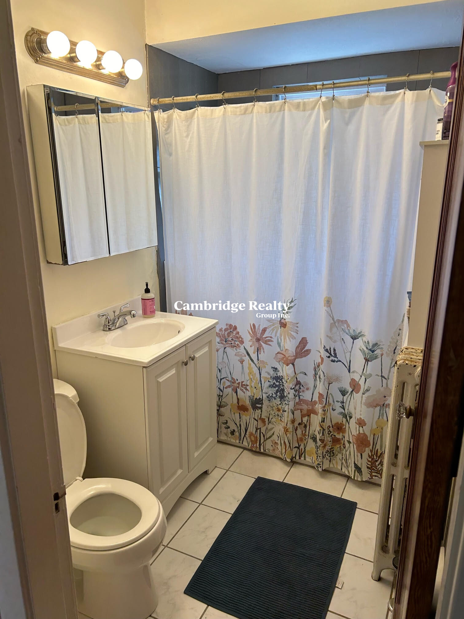 25 Alewife Brook Pkwa, North Cambridge