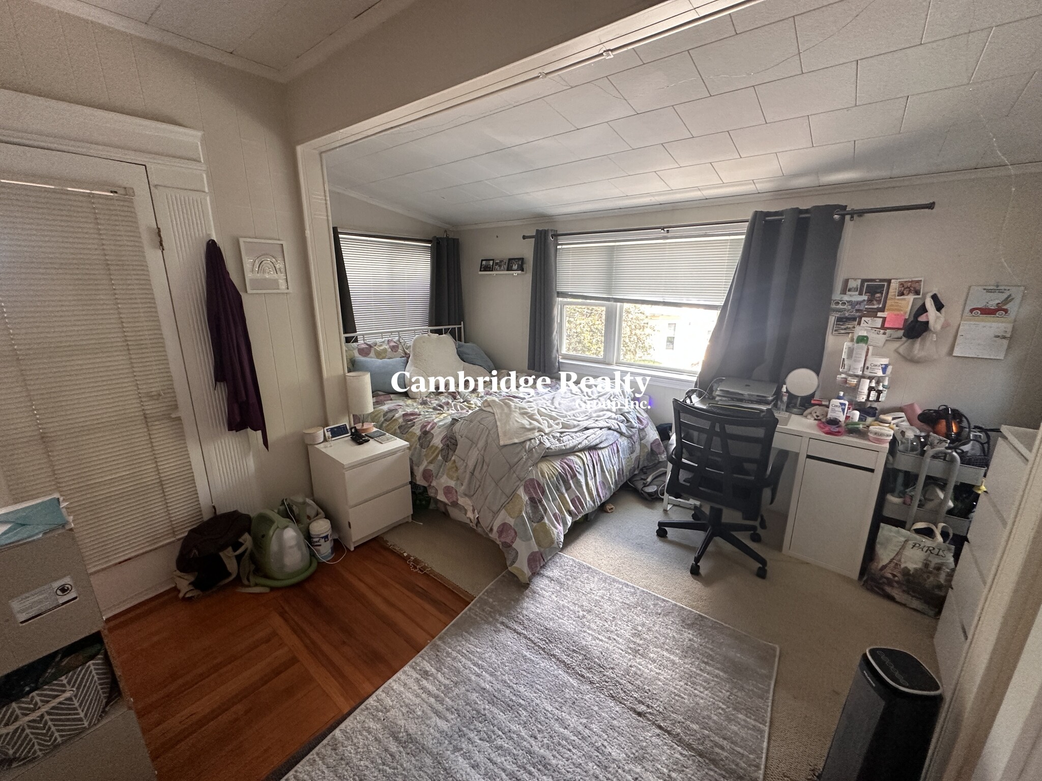 24 Burnham St, Tufts