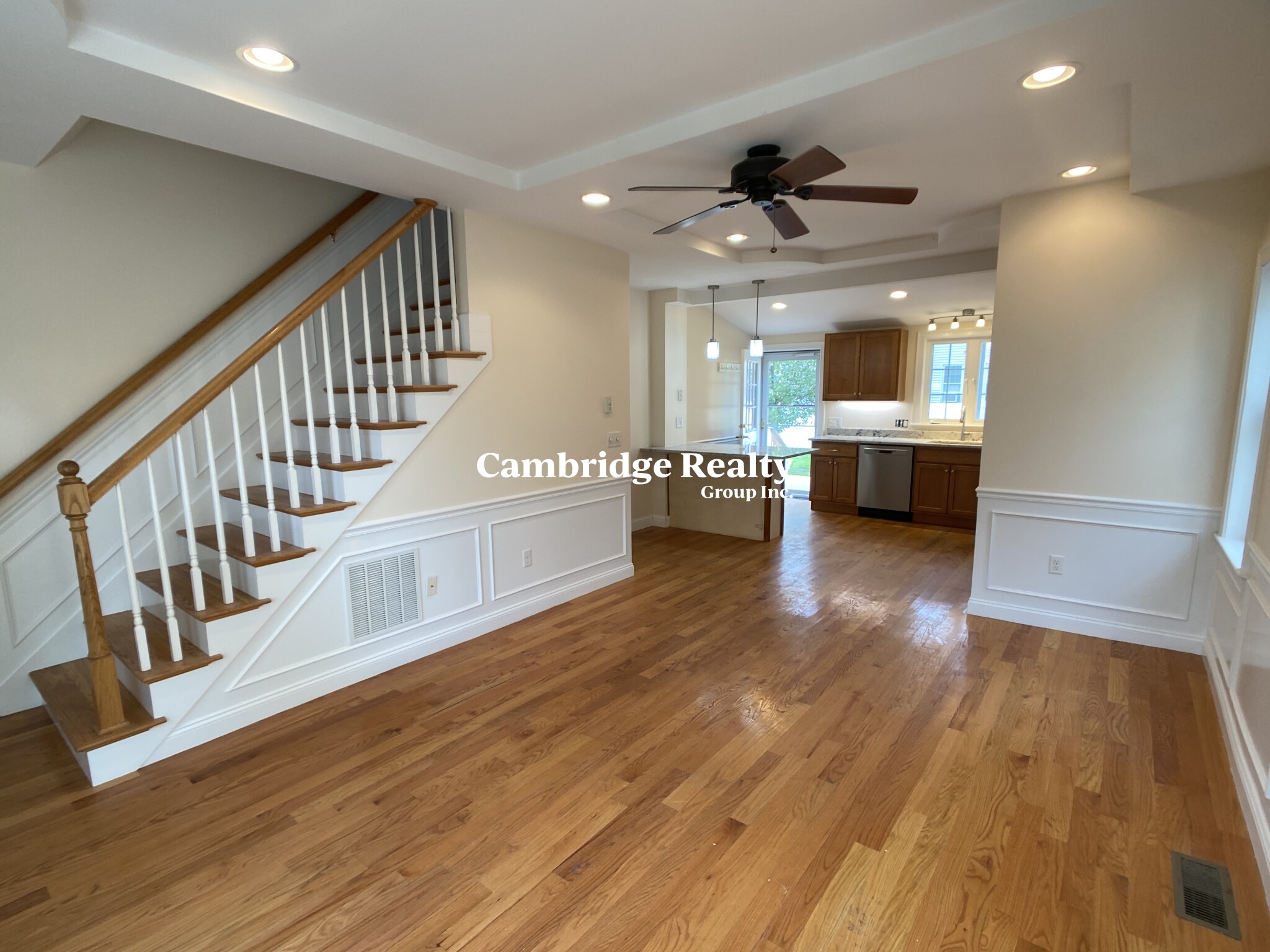 9 Winthrop Ct, Medford