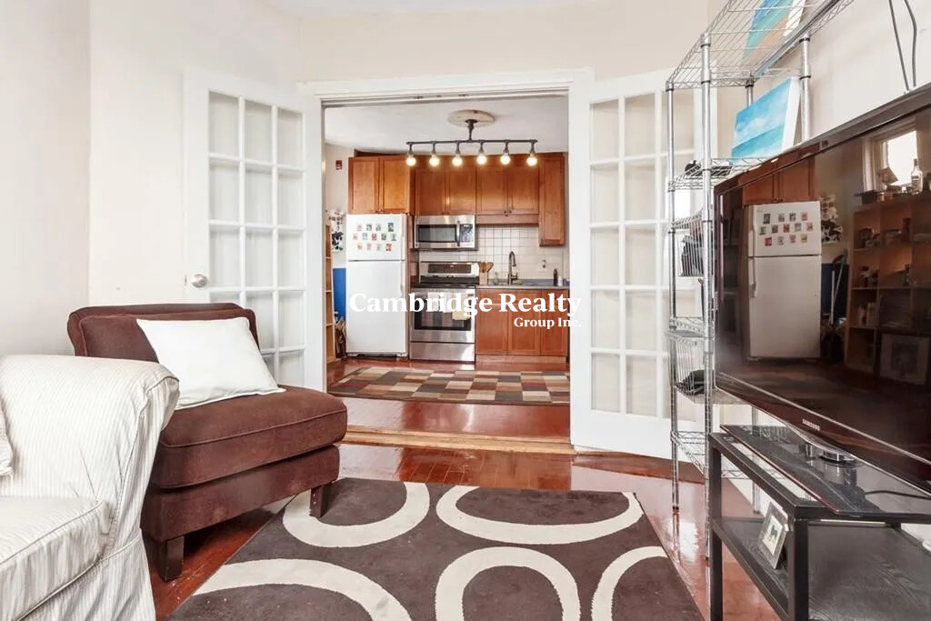 6 Bedford St, Ward Two