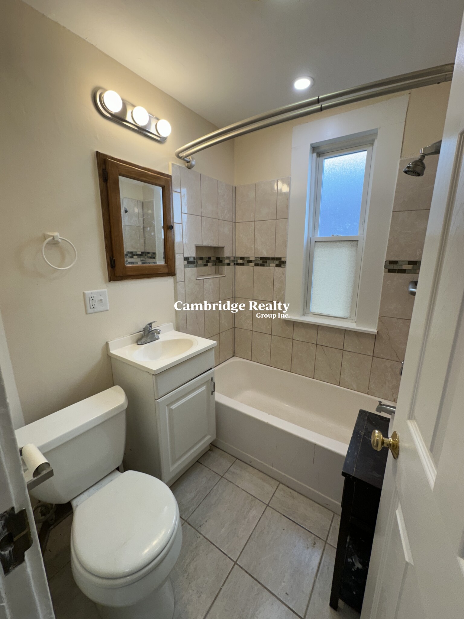 55 Porter Rd, North Cambridge