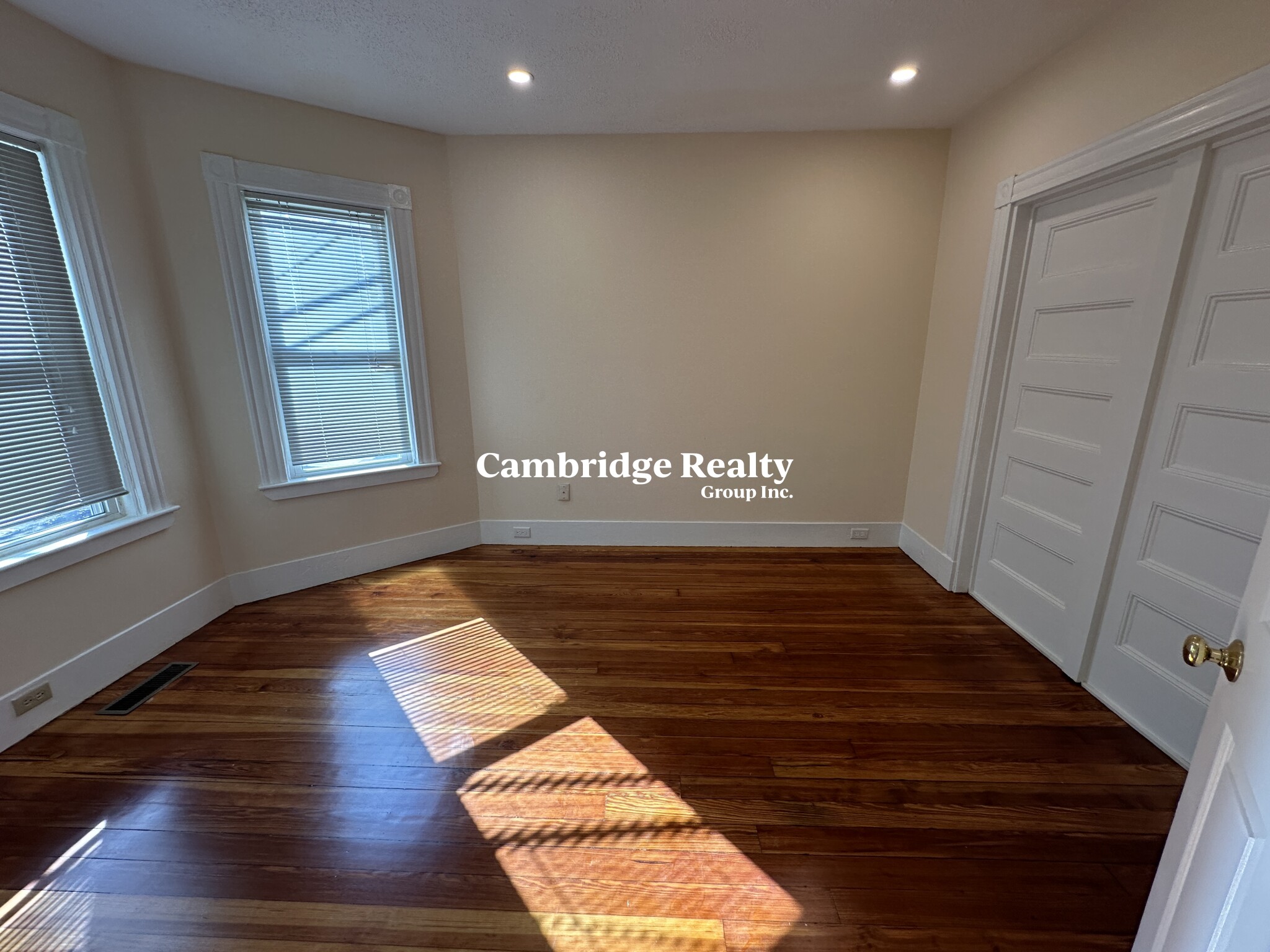 55 Porter Rd, North Cambridge