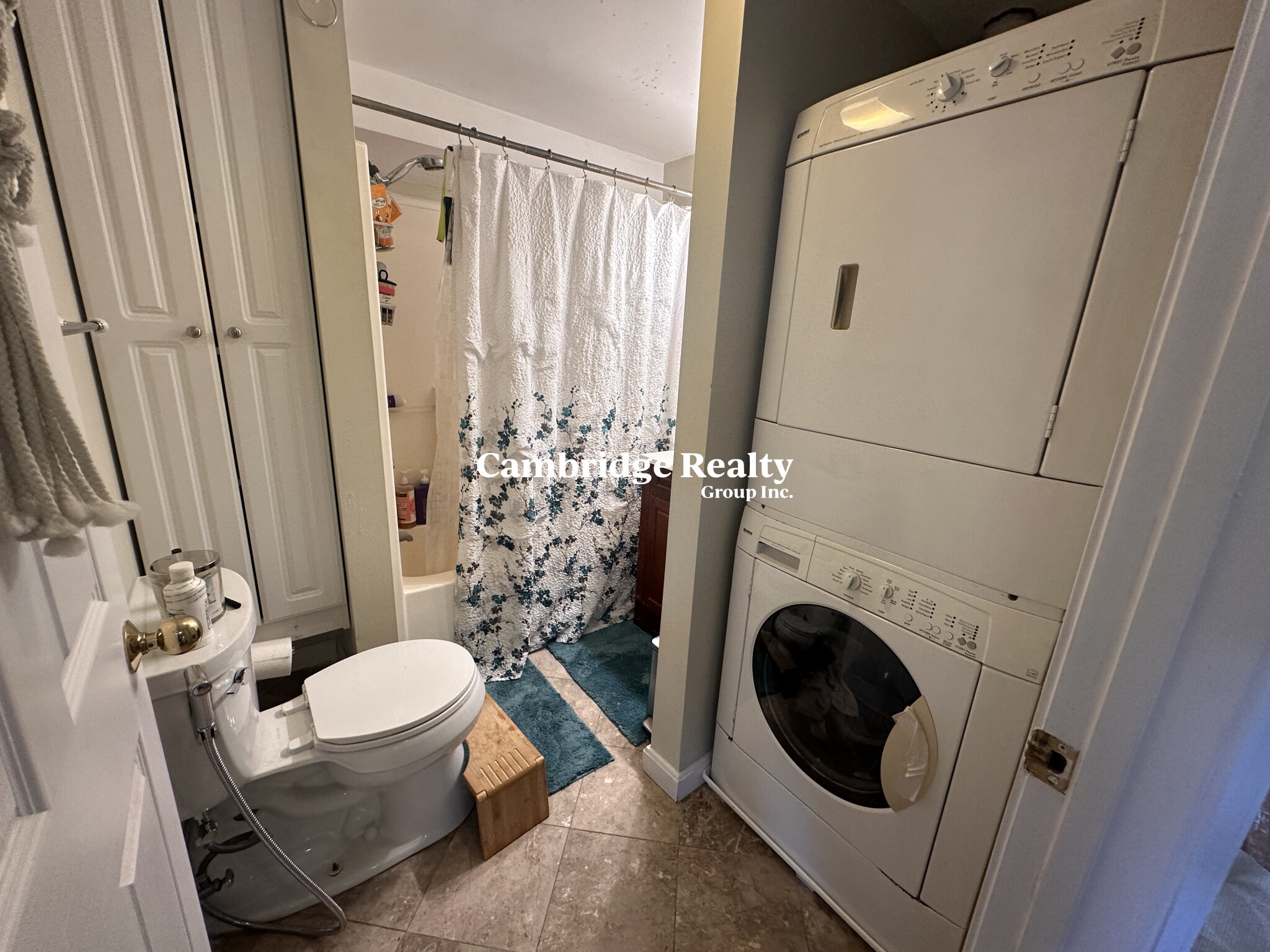 5 Clyde St, Powder House Square