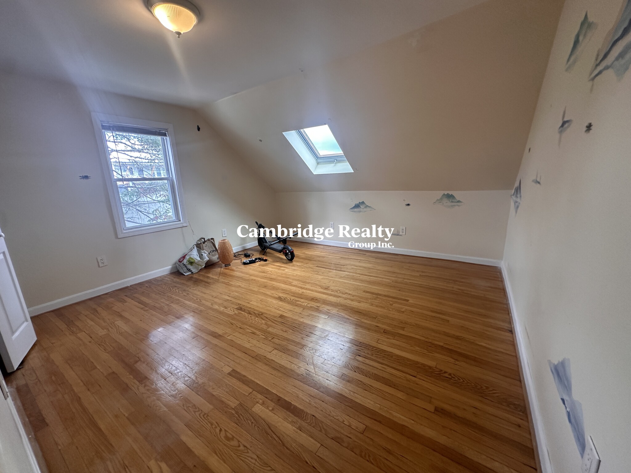 5 Clyde St, Powder House Square