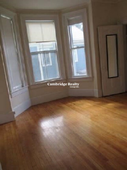 95 Upland Rd, Neighborhood Nine