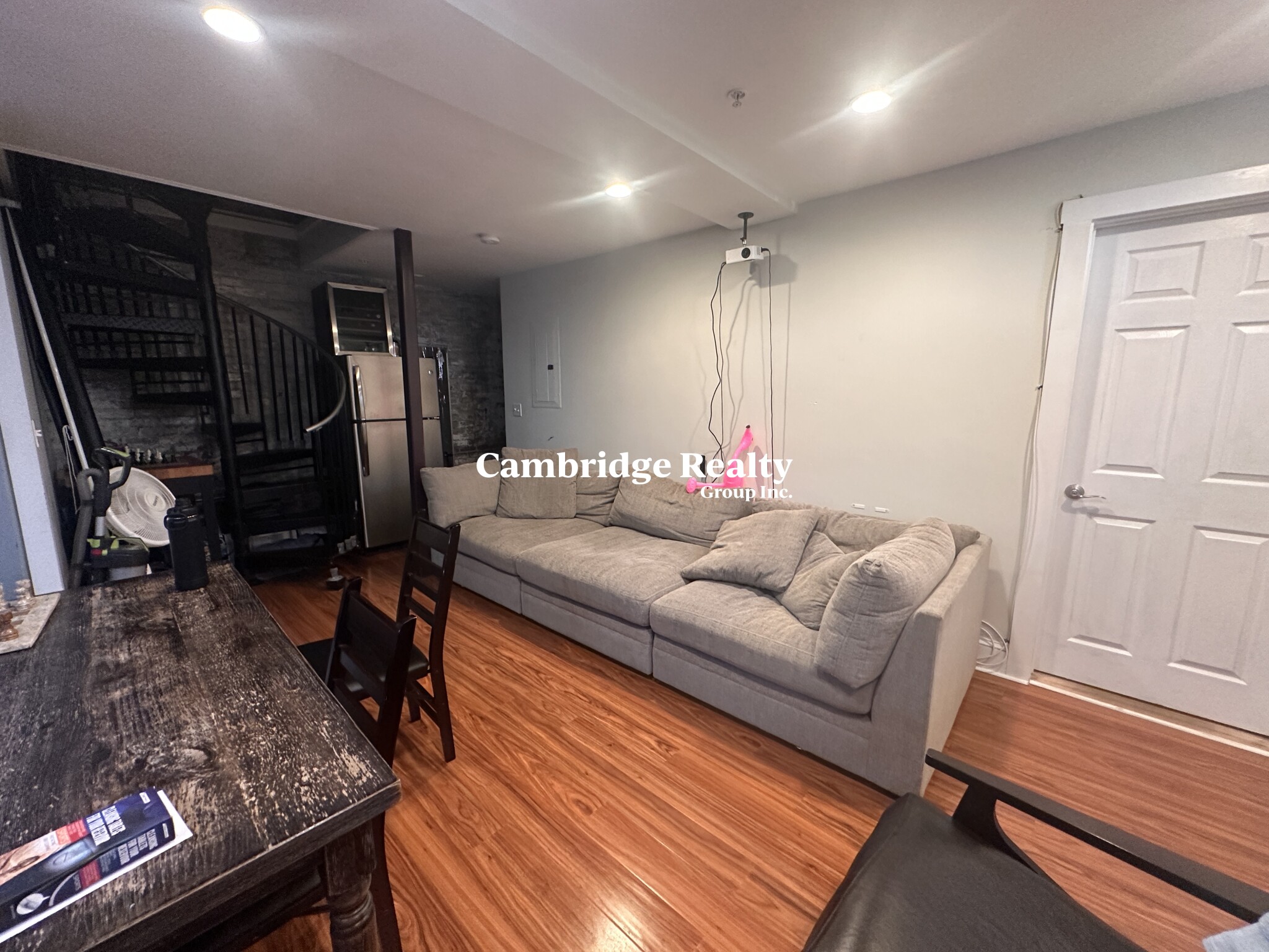 231 Norfolk St, The Port