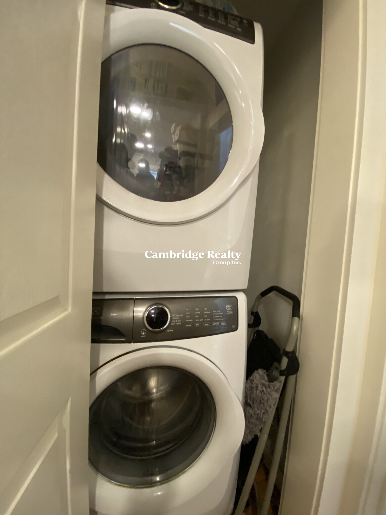 1433 Cambridge St, Ward Two