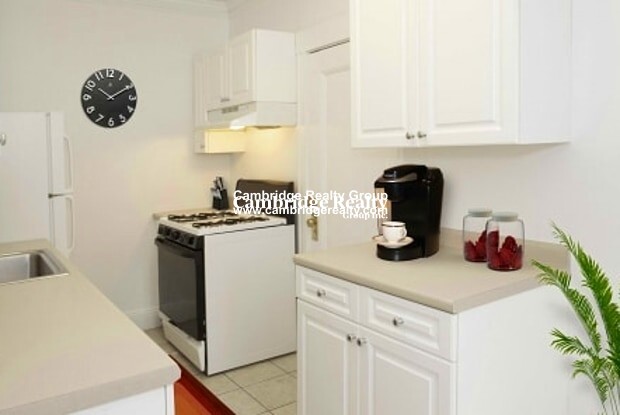 26 Chauncy St, Neighborhood Nine