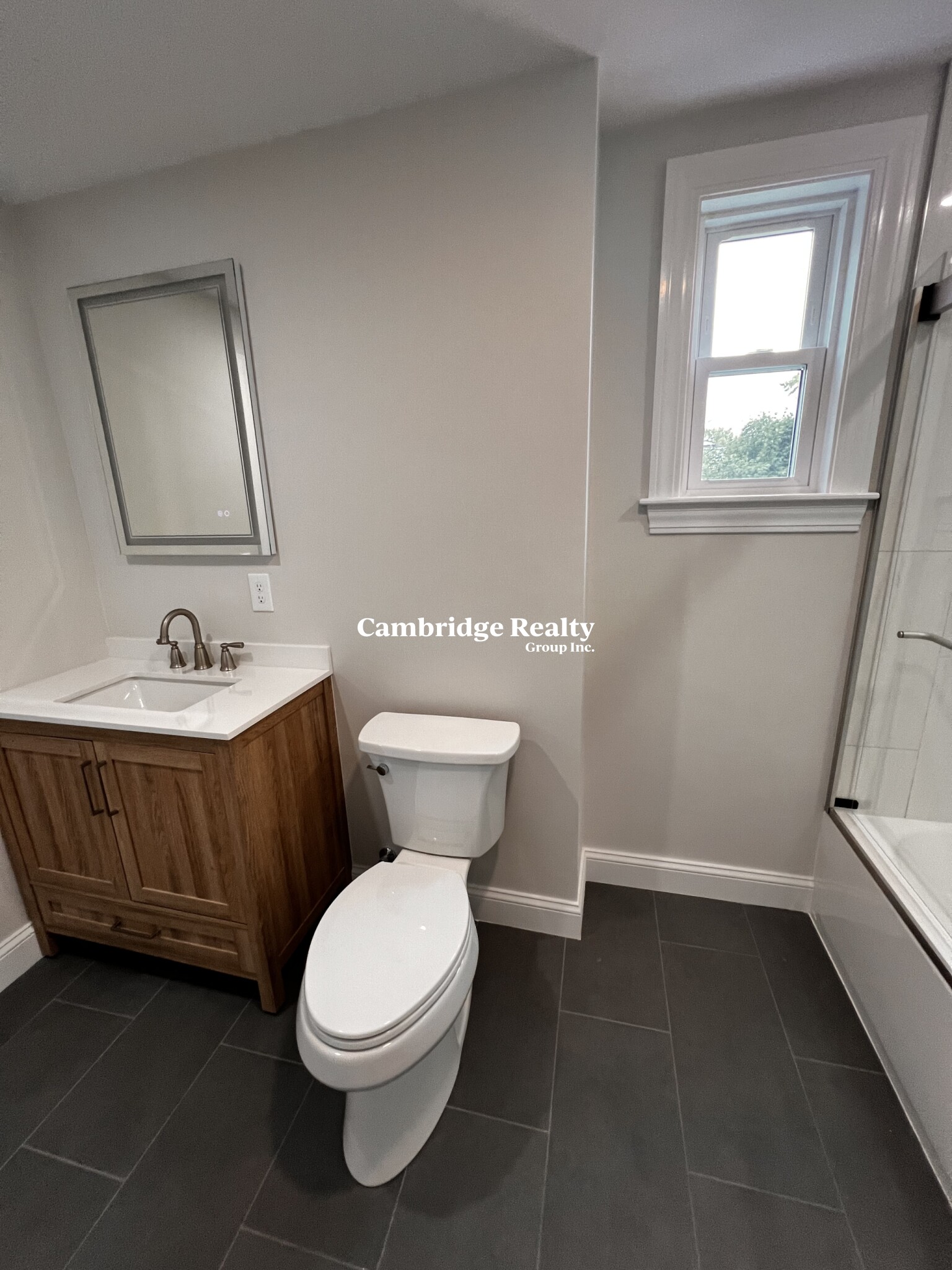 190 Walnut St, Watertown