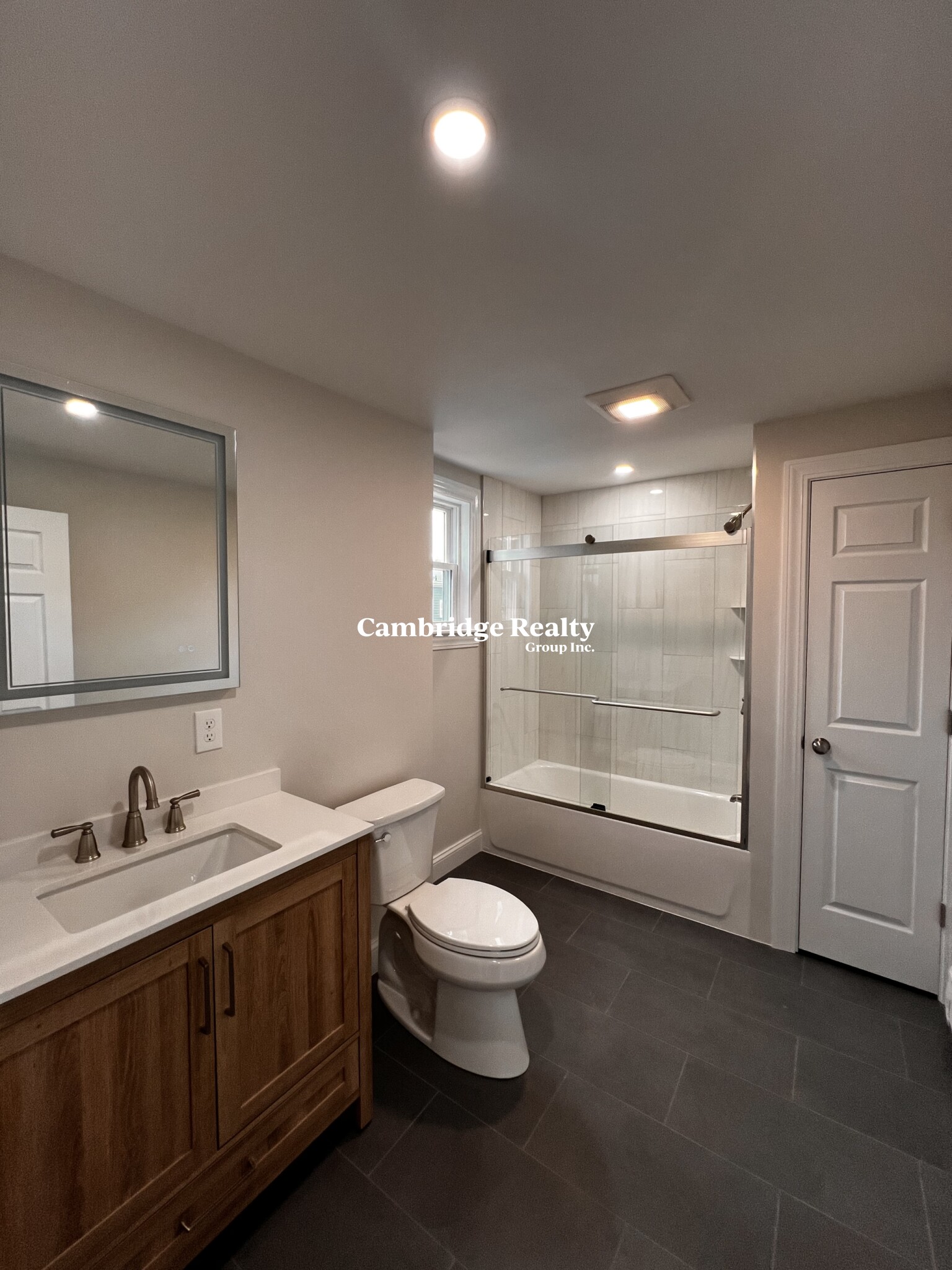 190 Walnut St, Watertown