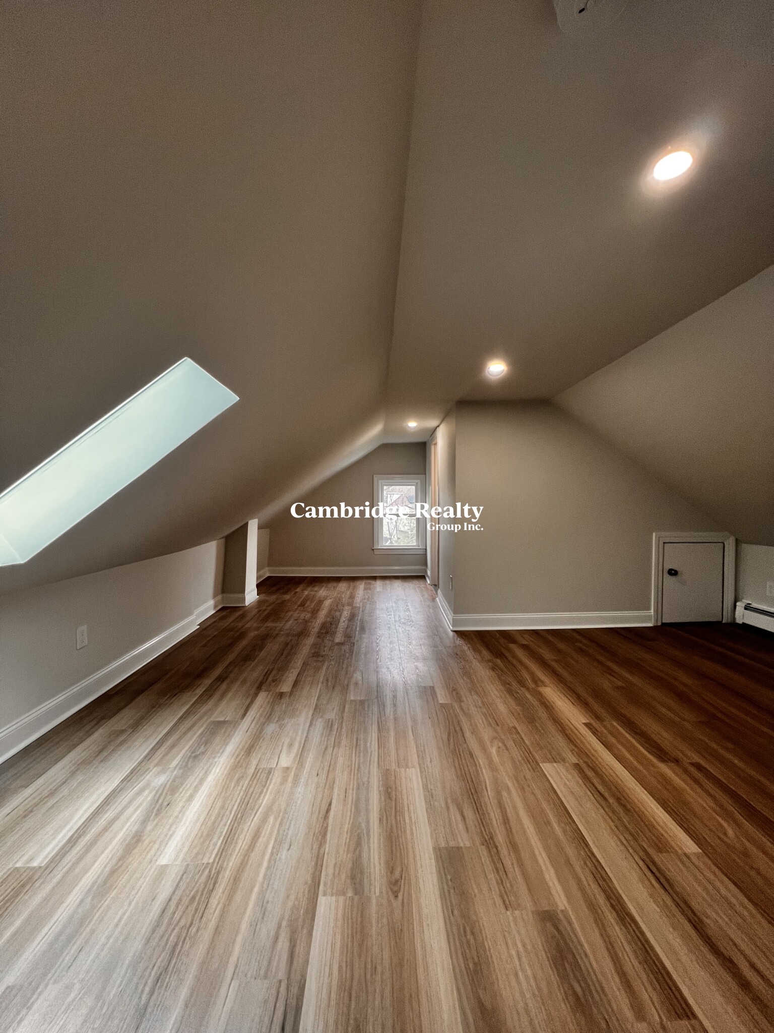 190 Walnut St, Watertown