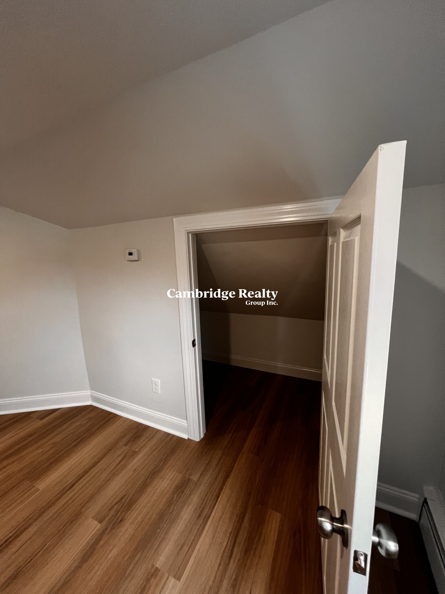 190 Walnut St, Watertown