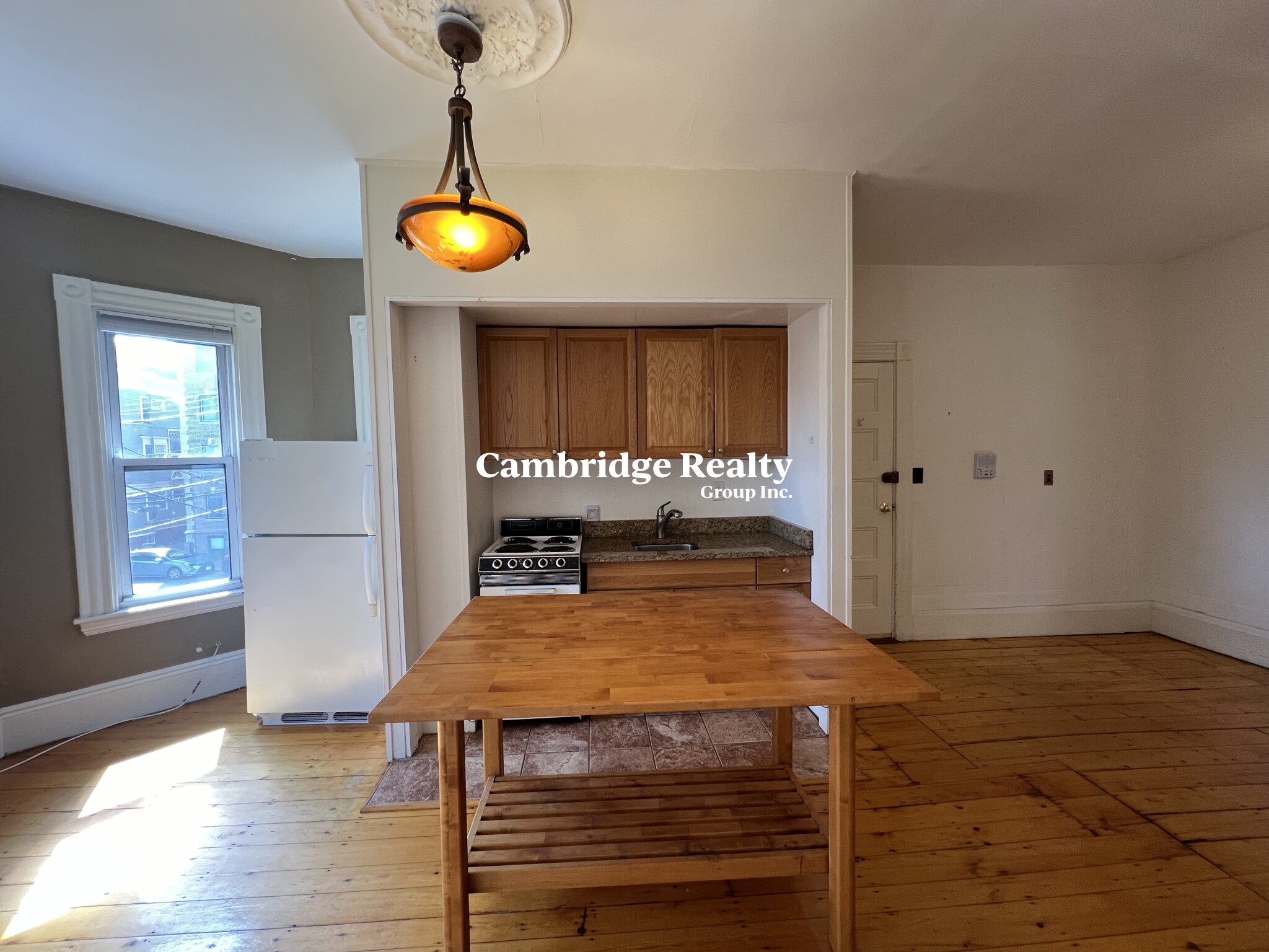 10 Sumner Rd, Mid-Cambridge