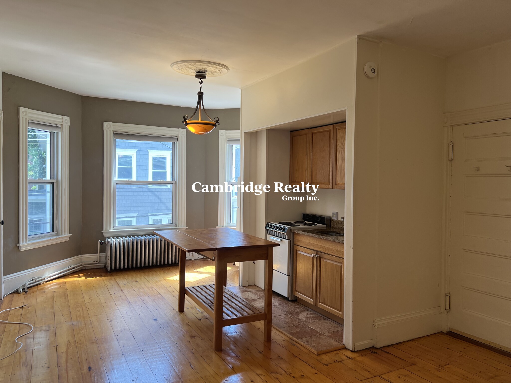 10 Sumner Rd, Mid-Cambridge