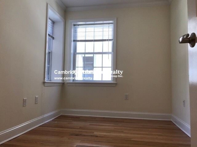 55 Langdon St, Neighborhood Nine