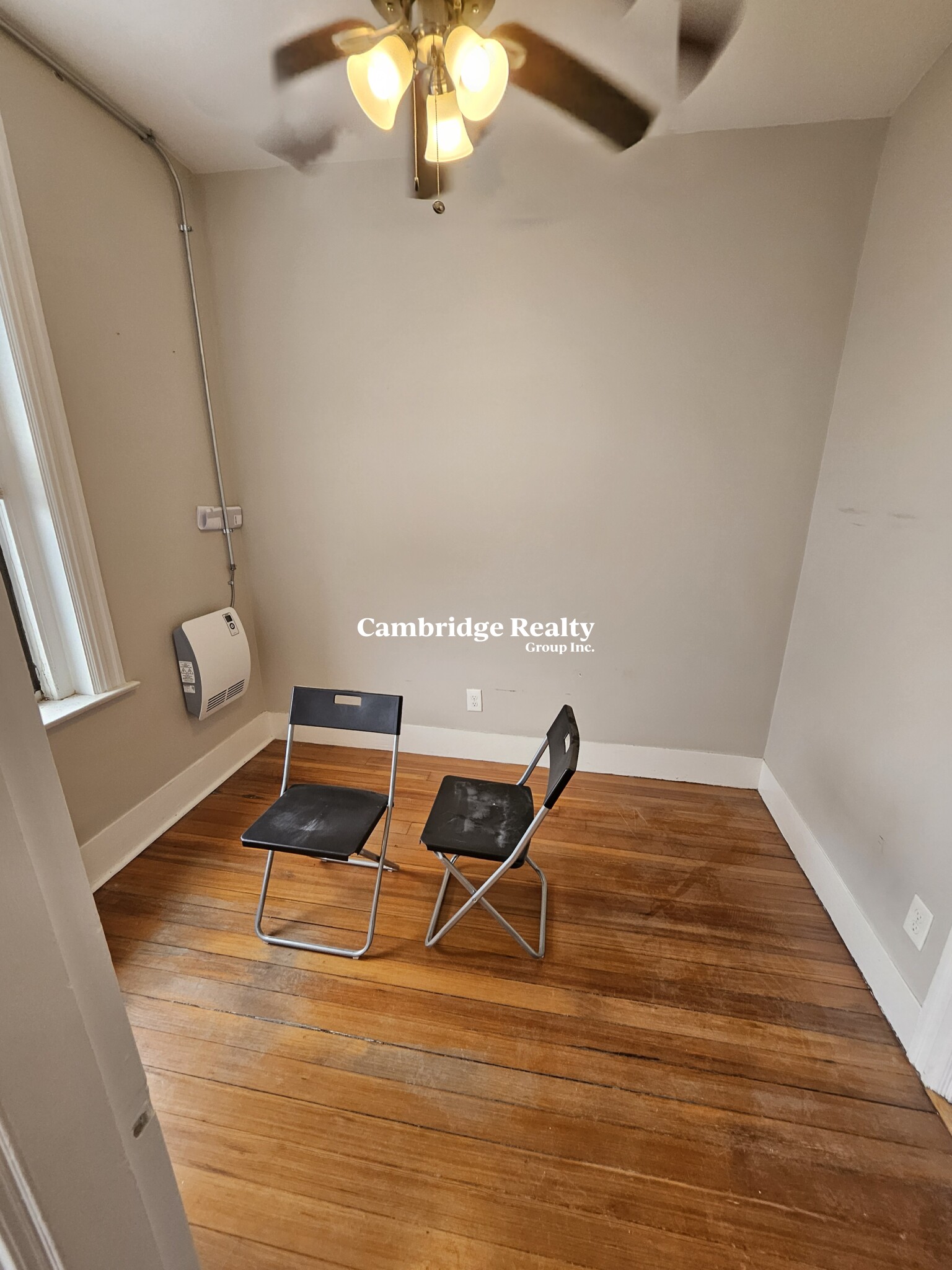 48 John F Kennedy St, Riverside