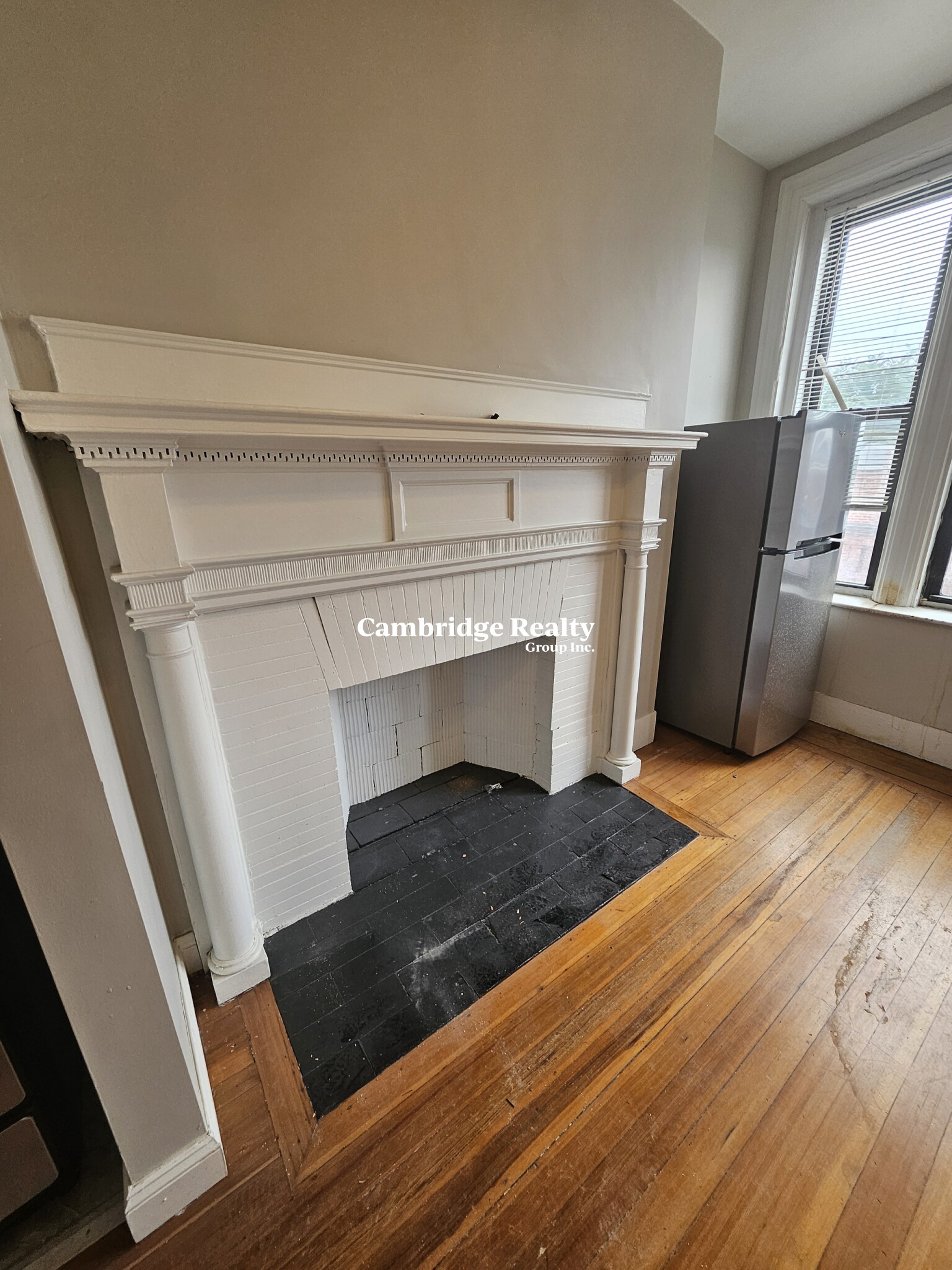 48 John F Kennedy St, Riverside