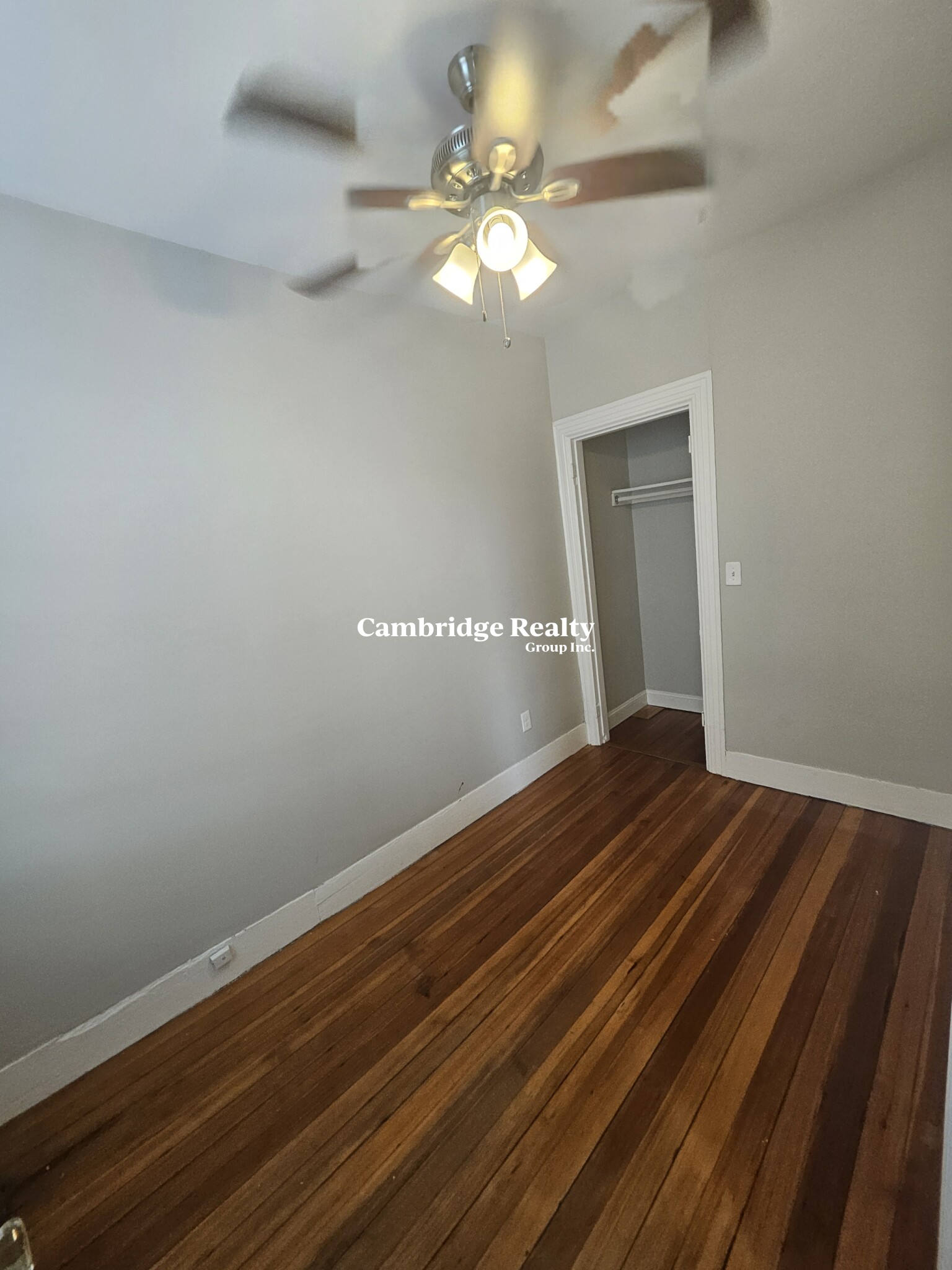 48 John F Kennedy St, Riverside