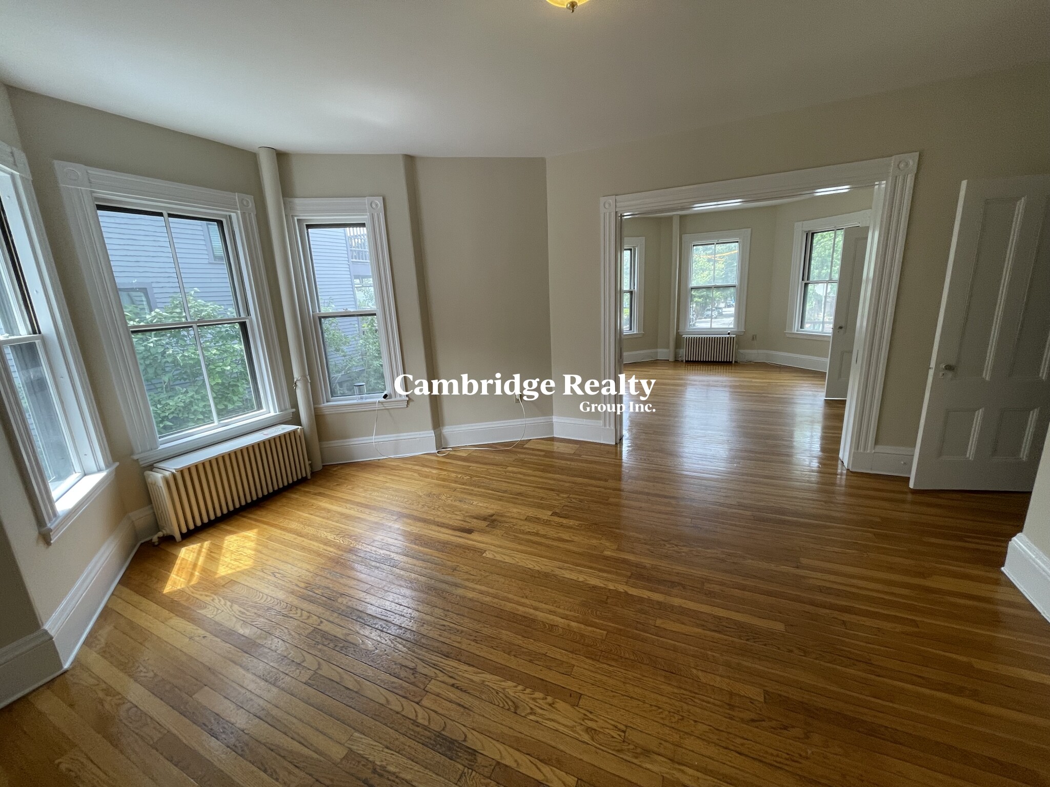 42 Huron Ave, Neighborhood Nine