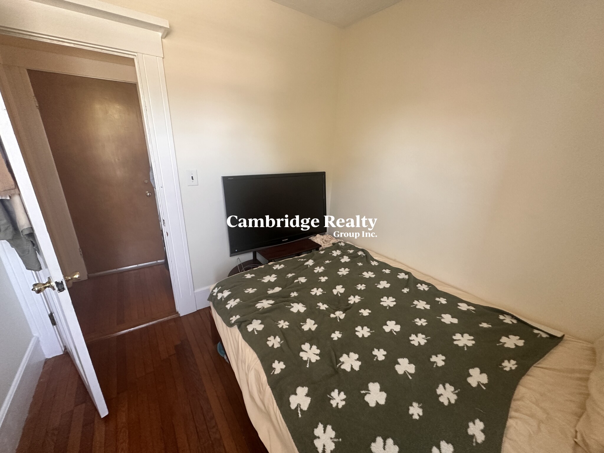 543 Broadway, South Medford