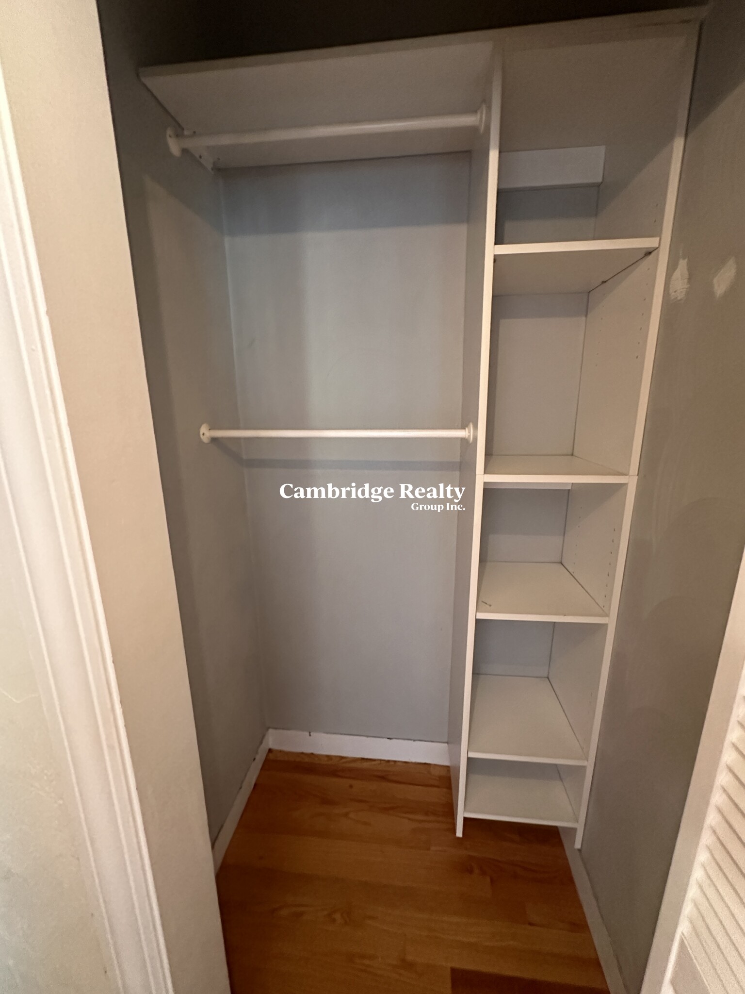 68 Kenmere Rd, Medford