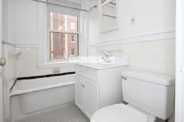 26 Chauncy St, Neighborhood Nine