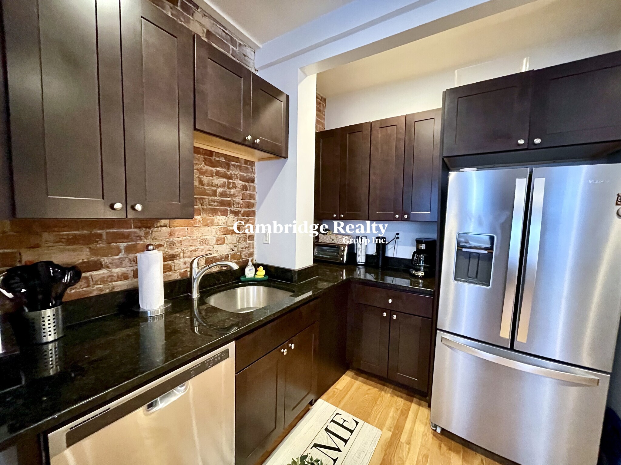 322 Western Ave, Riverside