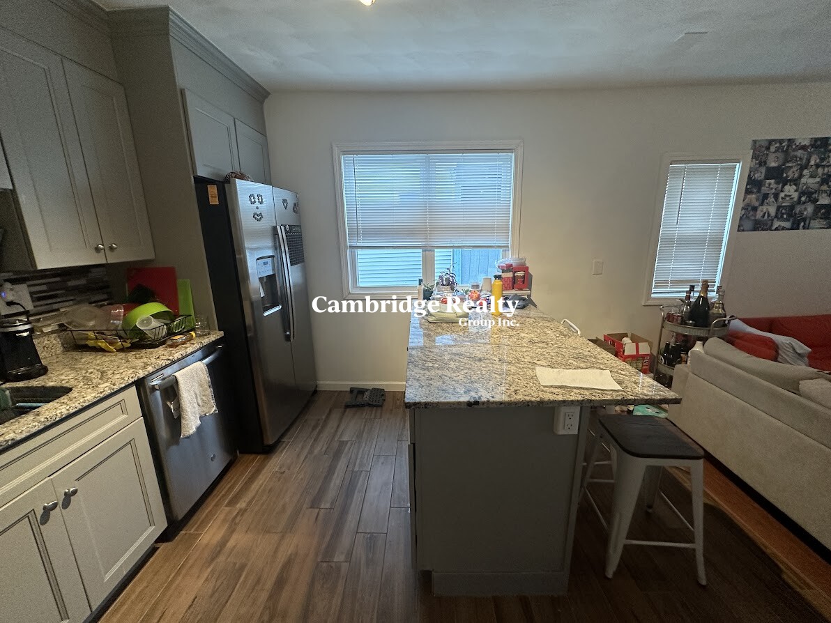 50 Derby St, Somerville