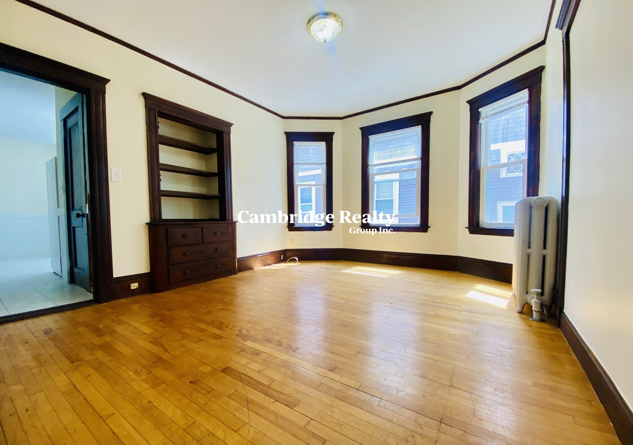 39 Michigan Ave, East Somerville