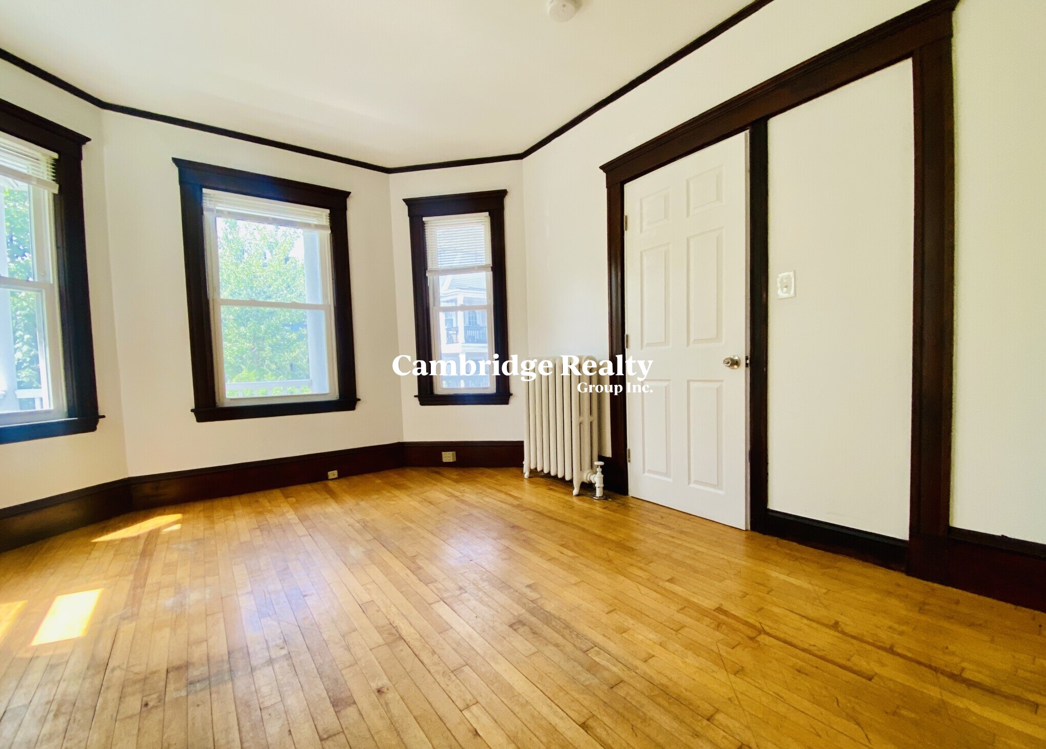 39 Michigan Ave, East Somerville