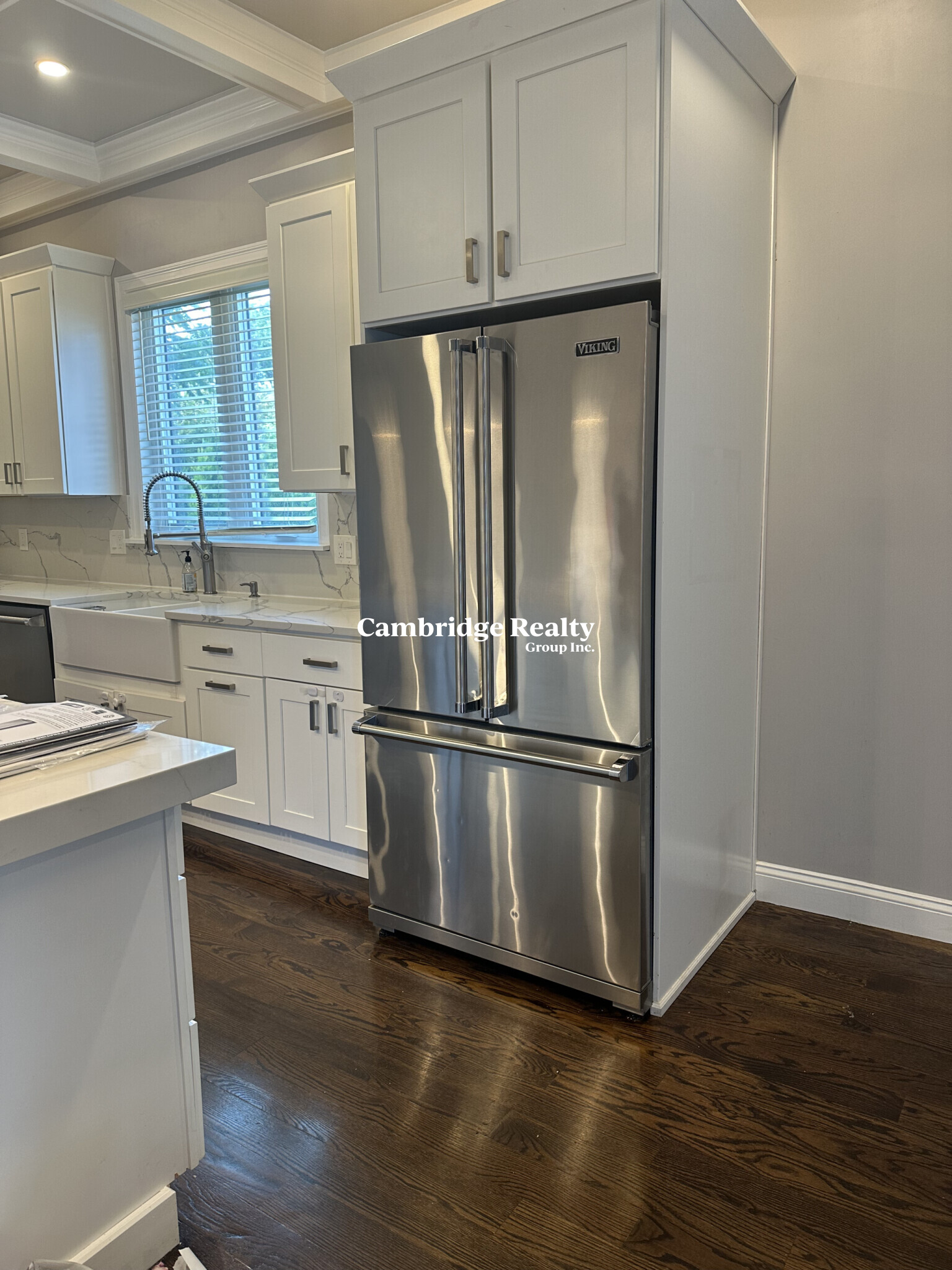 1 Perkins Pl, East Somerville