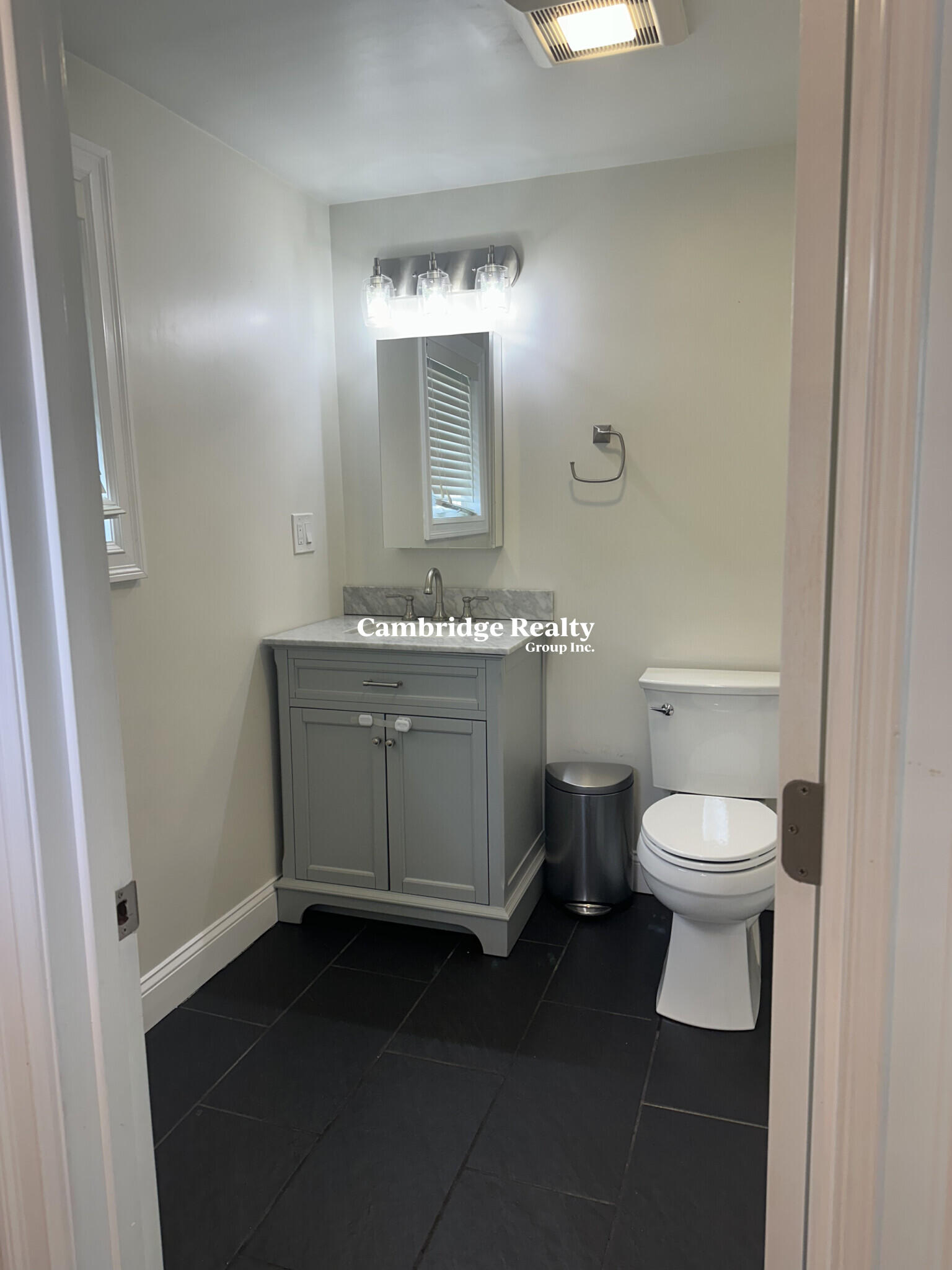 1 Perkins Pl, East Somerville