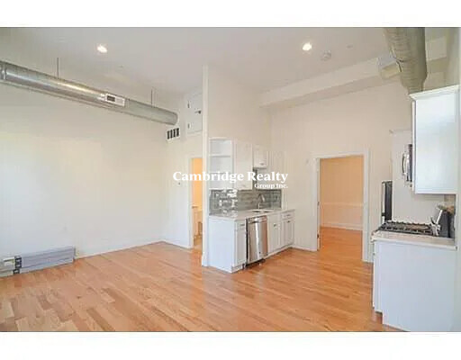 172 School St, Winter Hill