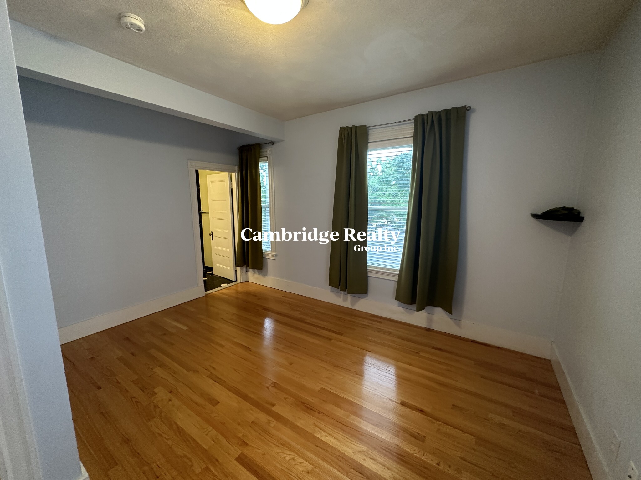 2 Saint Paul St, Central Square