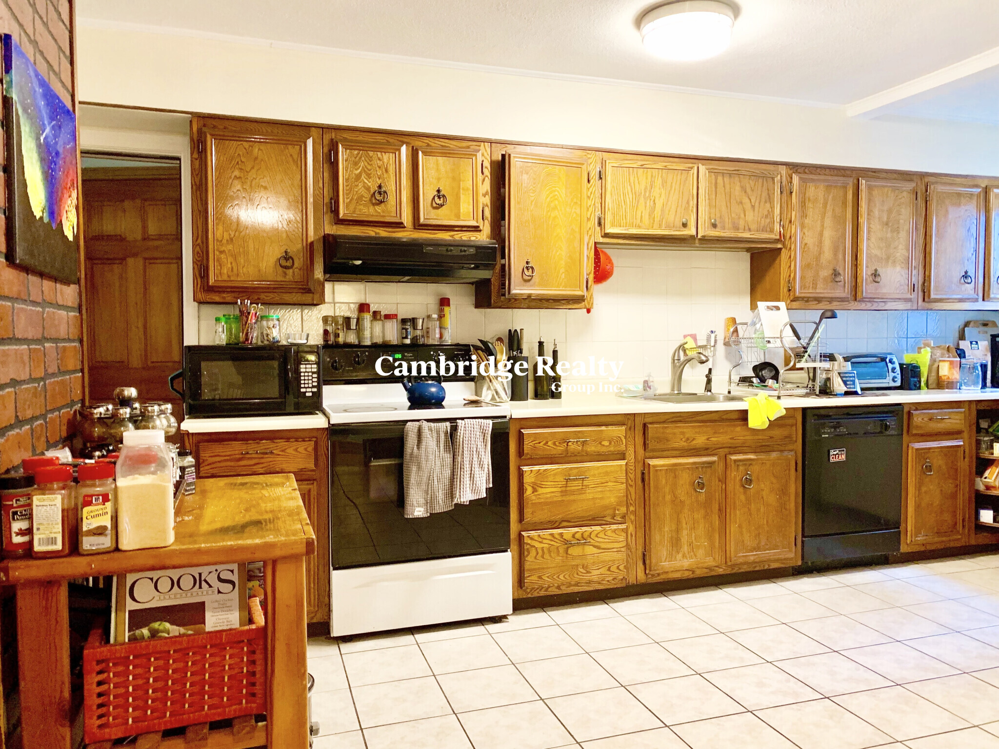 257 Powder House Boulevard, West Somerville