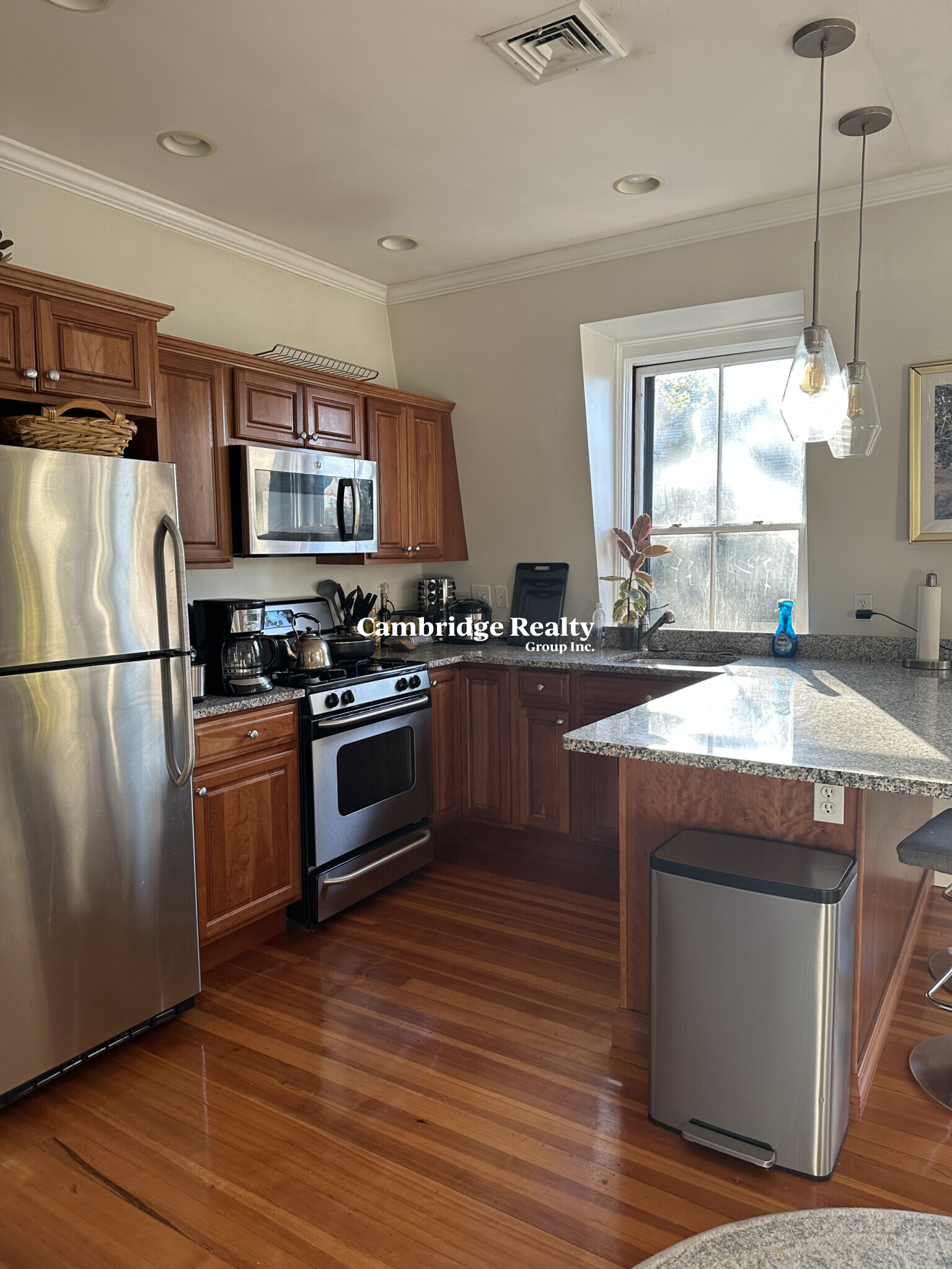 400 Broadway, Winter Hill