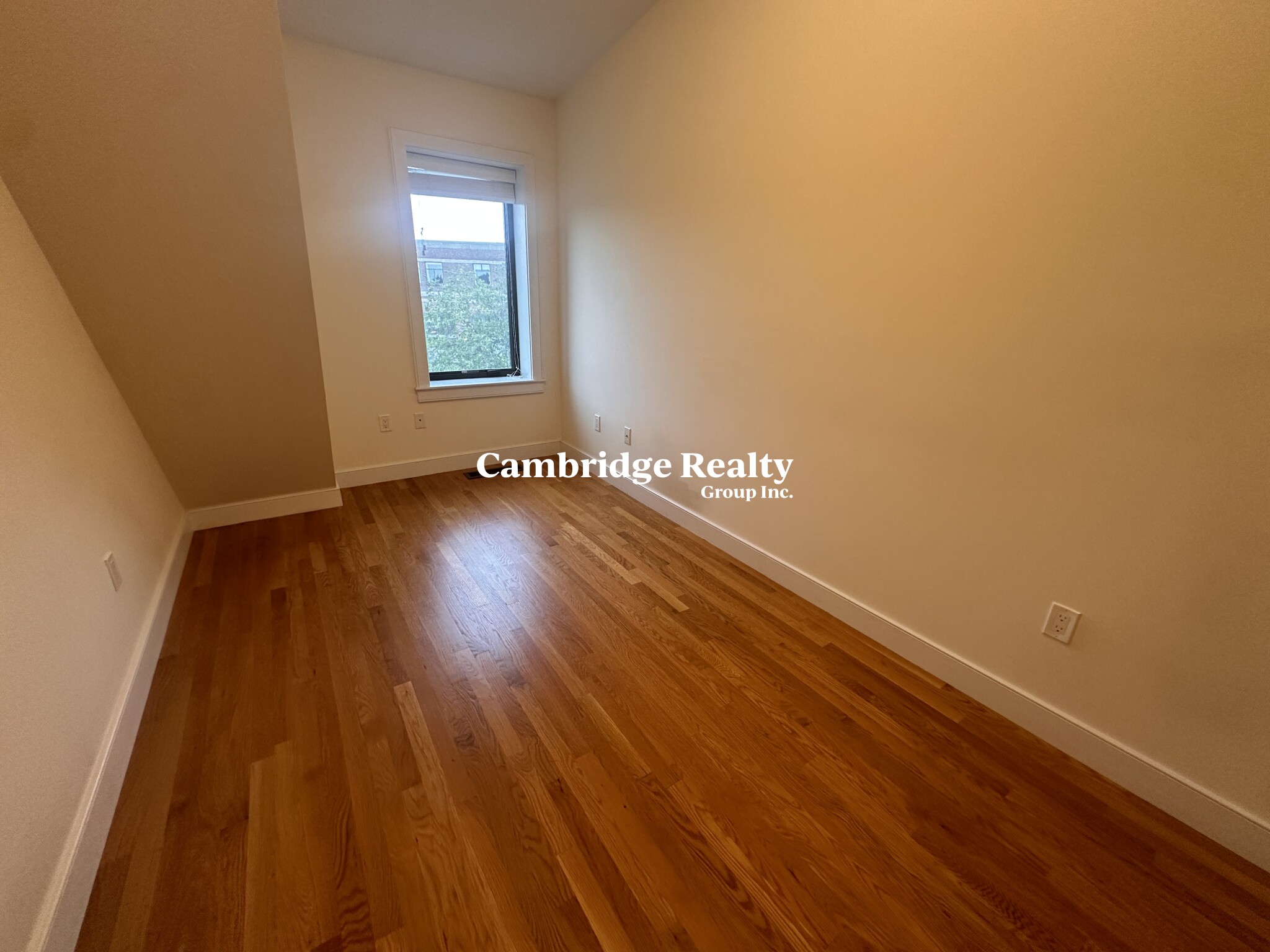 377 Summer St, Davis Square