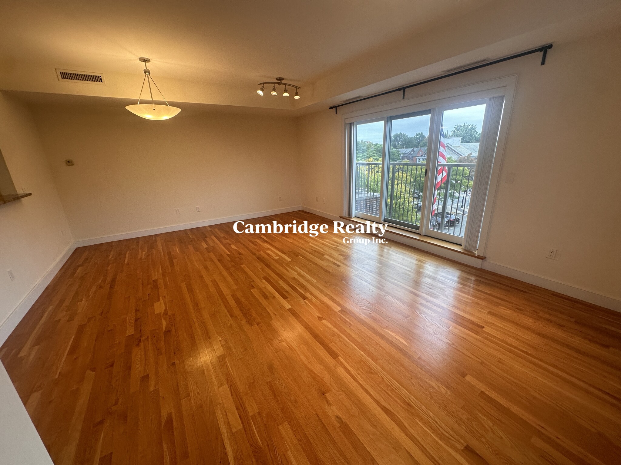 377 Summer St, Davis Square