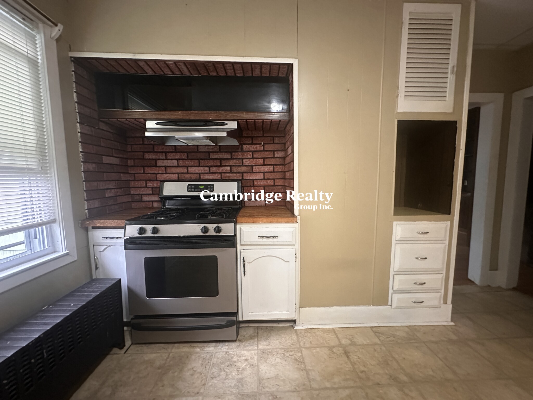 13 Harrison St, Ward Two