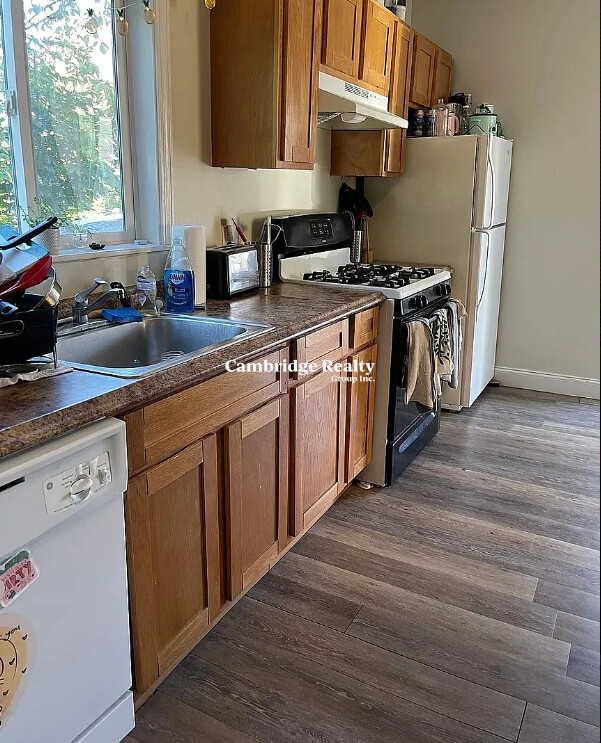 123 Winthrop St, Medford