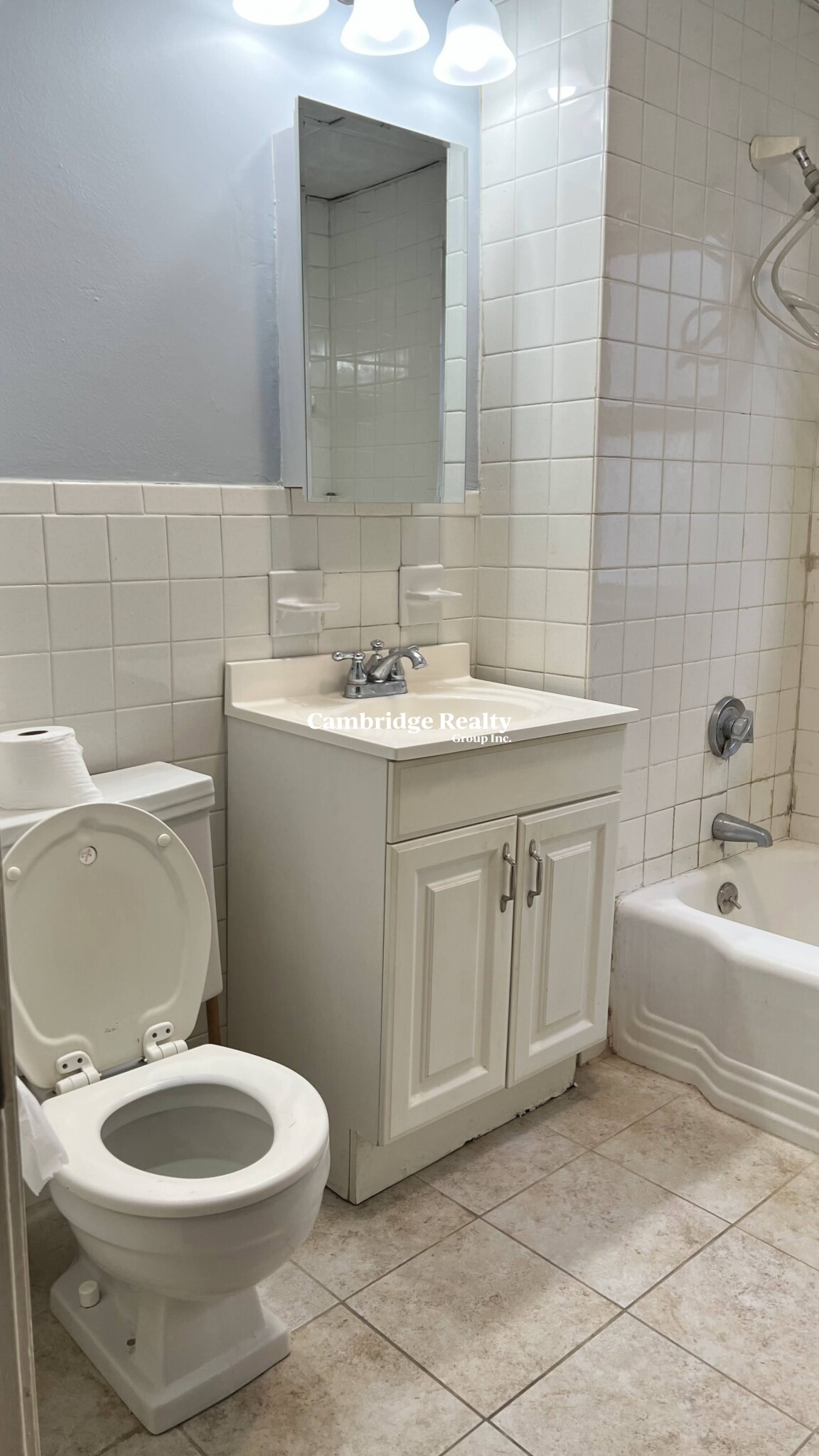 2 High St, West Somerville