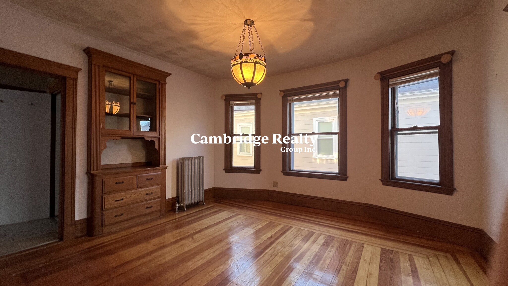 77 Pearson Rd, Tufts