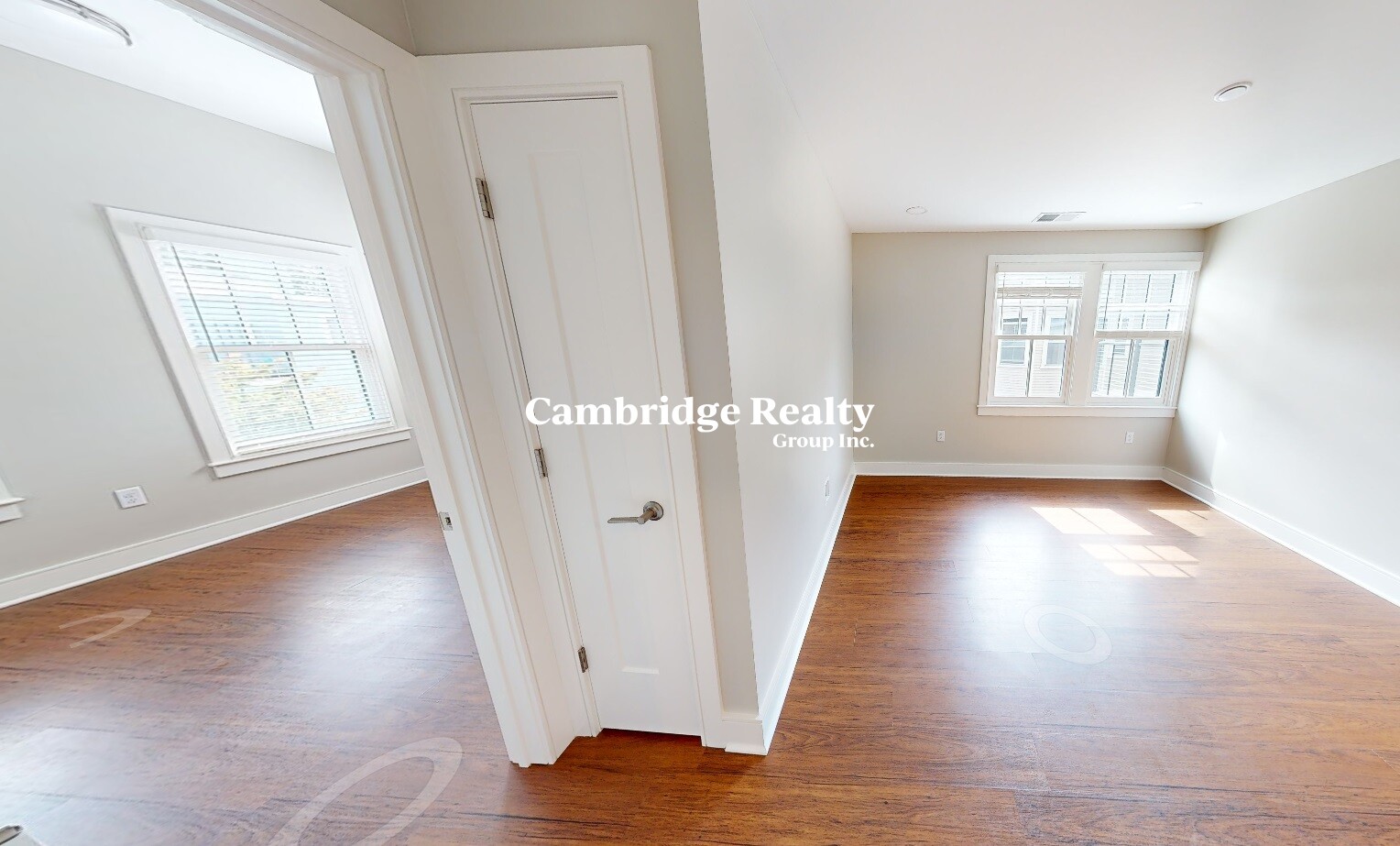 384 Harvard St, Mid-Cambridge