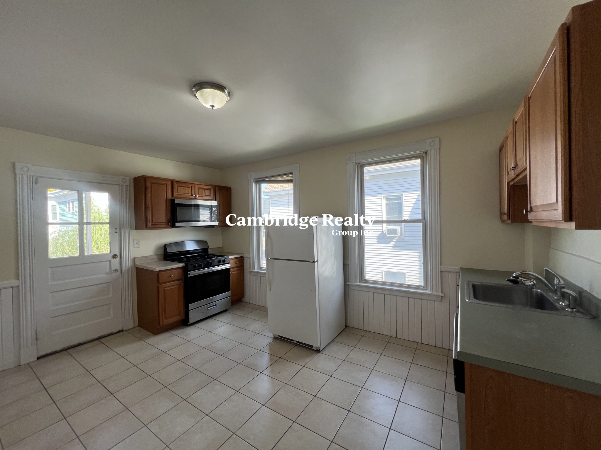 120 Walnut St, Winter Hill