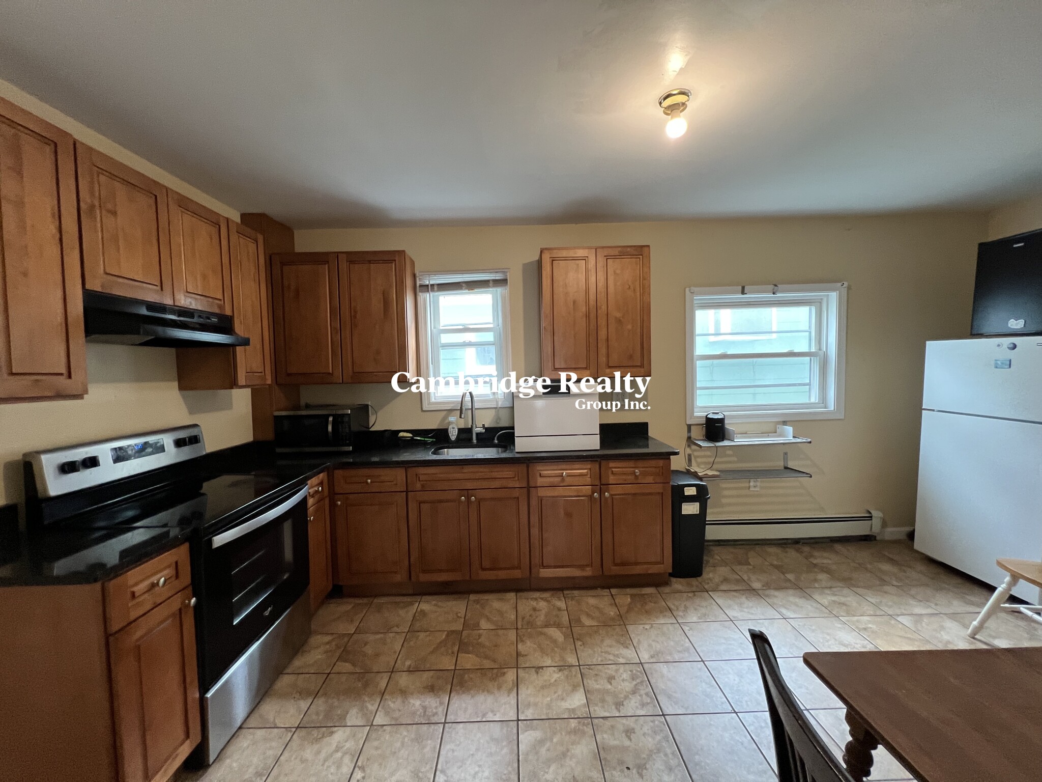 39 Adrian St, Ward Two